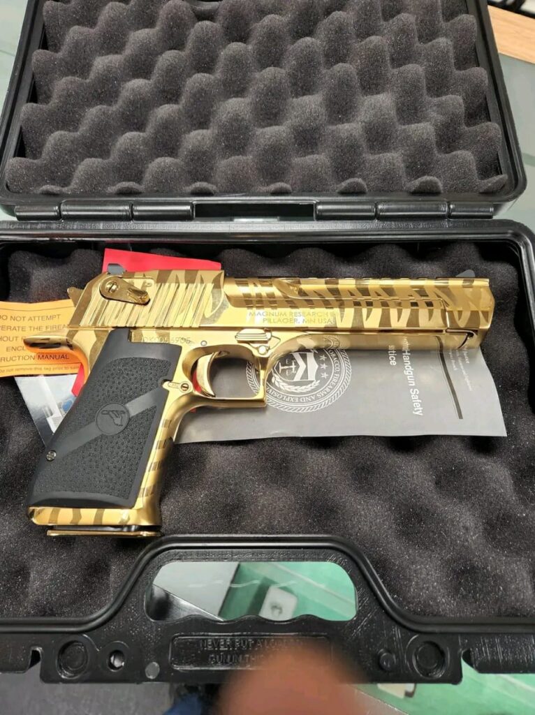 Desert Eagle .50 AE – Gold Finish