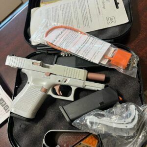 Glock 19 Gen5 9mm Semi-Automatic Pistol (Two-Tone Edition)
