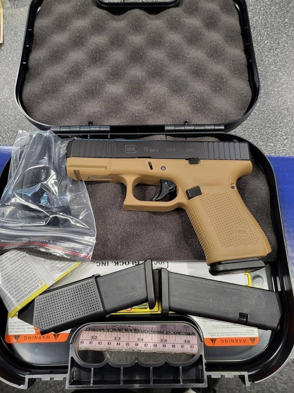 Glock 19 Gen5 Coyote 9mm Pistol
