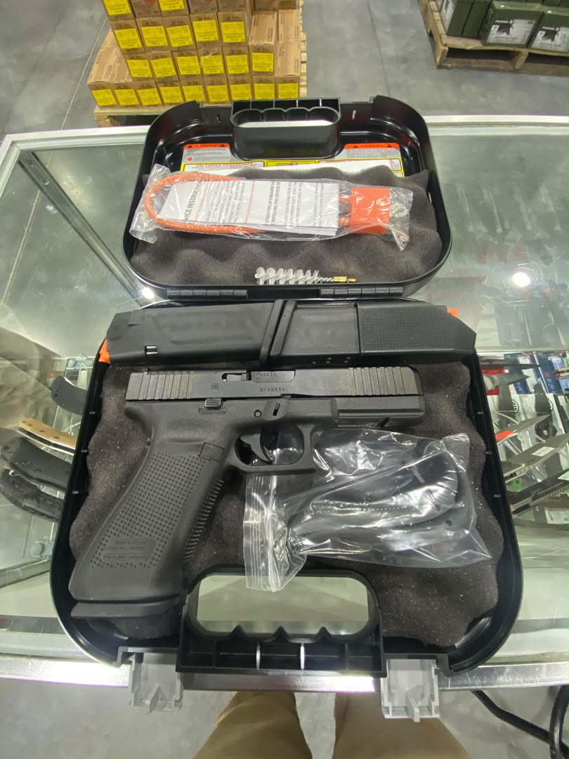 Glock 17 Gen5 – 9mm Semi-Automatic Pistol